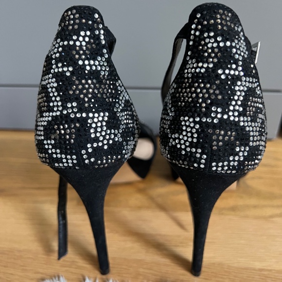 ALDO black open toe high heel, US size 9 - Picture 3 of 4